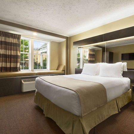 Microtel Inn & Suites By Wyndham Columbia Fort Jackson N Exterior photo